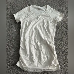 Women’s Athleta Shirt